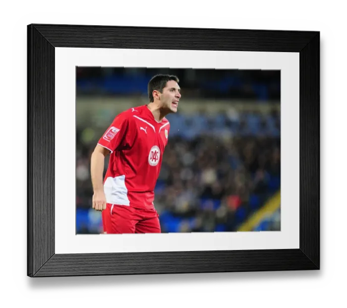 Framed Print : FA Cup Showdown: Cardiff City vs. Bristol City, Season 09-10 Framed Print : FA Cup Showdown: Cardiff City vs. Bristol City, Season 09-10