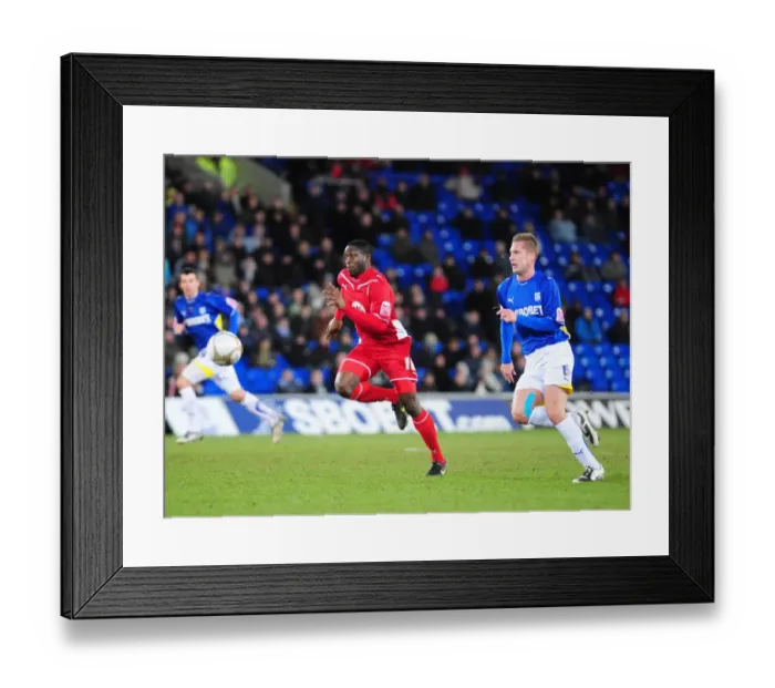 Framed Print : Bristol City vs. Cardiff City: FA Cup Clash, Season 09-10