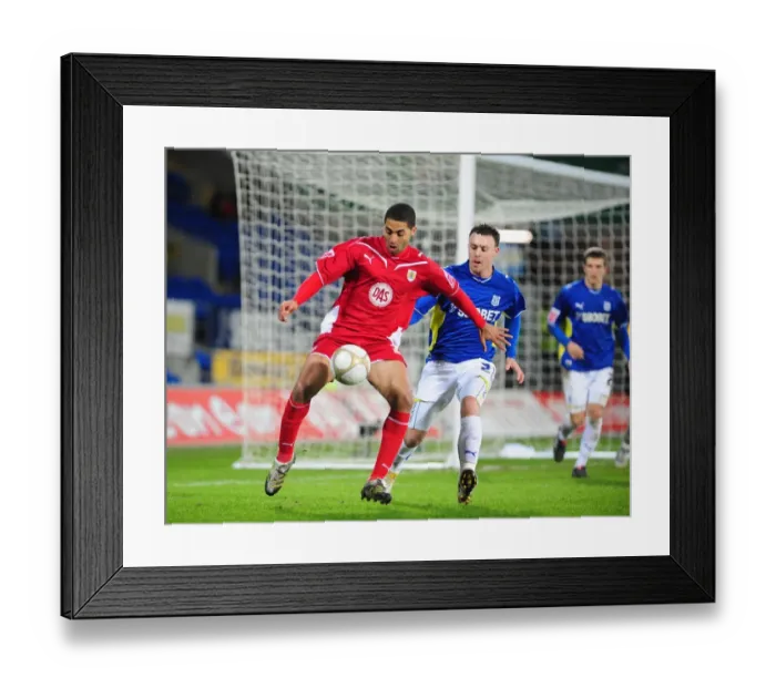 Framed Print : FA Cup Showdown: Cardiff City vs. Bristol City, Season 09-10 Framed Print : FA Cup Showdown: Cardiff City vs. Bristol City, Season 09-10