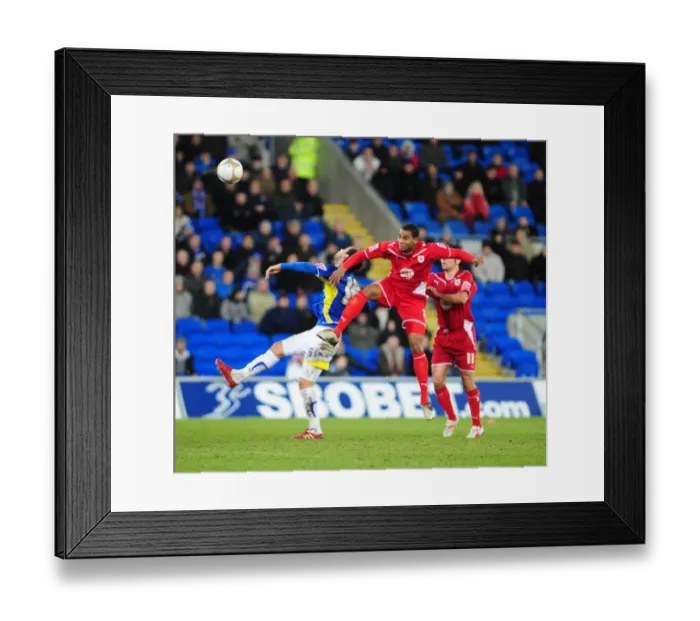 Framed Print : FA Cup Showdown: Cardiff City vs. Bristol City, Season 09-10 Framed Print : FA Cup Showdown: Cardiff City vs. Bristol City, Season 09-10