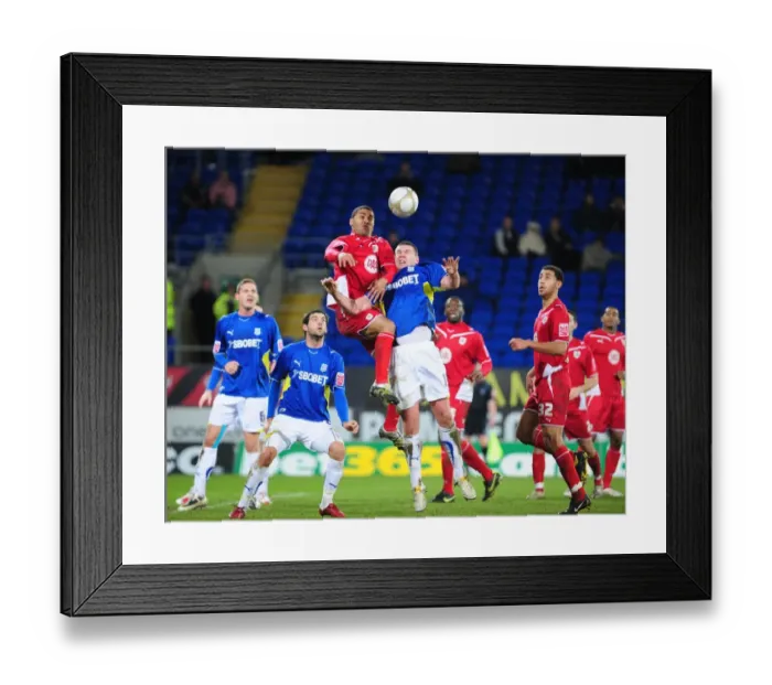 Framed Print : Bristol City vs. Cardiff City: FA Cup Clash, Season 09-10 Framed Print : Bristol City vs. Cardiff City: FA Cup Clash, Season 09-10