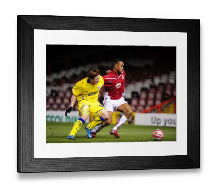 Framed Print : Bristol City vs Cardiff City: A Football Rivalry - Season 09-10 Framed Print : Bristol City vs Cardiff City: A Football Rivalry - Season 09-10