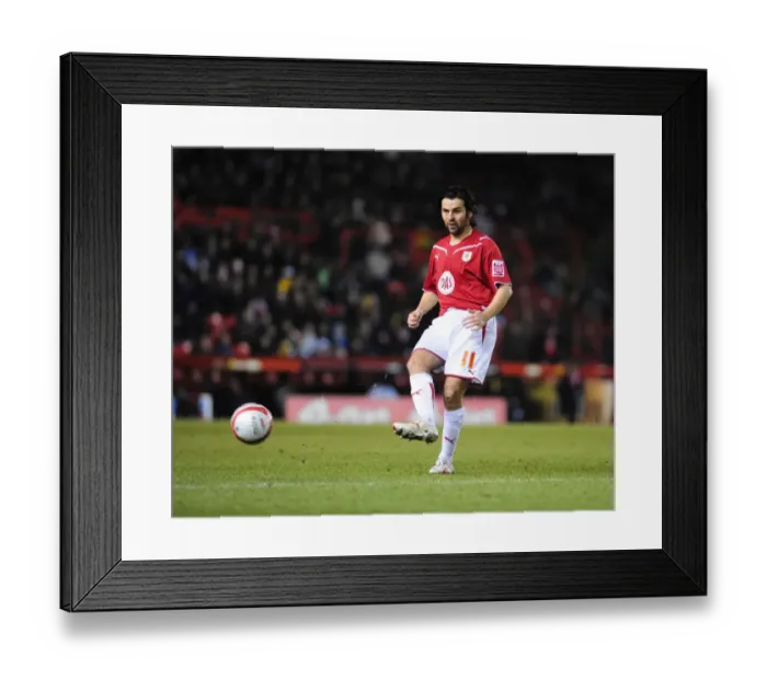 Framed Print : Bristol City vs Cardiff City: A Football Rivalry - Season 09-10 Framed Print : Bristol City vs Cardiff City: A Football Rivalry - Season 09-10