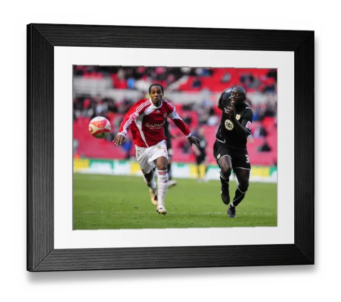 Framed Print : Middlesbrough vs. Bristol City: The Rivalry - Season 09-10 Framed Print : Middlesbrough vs. Bristol City: The Rivalry - Season 09-10