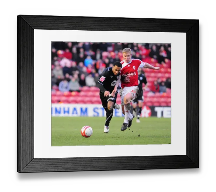 Framed Print : The Clash of Titans: Middlesbrough vs. Bristol City (Season 09-10)