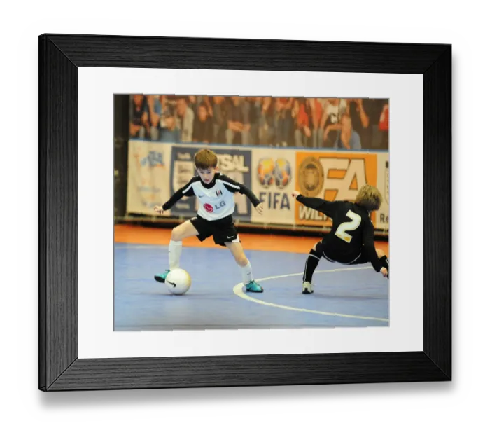 Framed Print : Bristol City Academy vs Fulham: First Team Clash at the Football Tournament (09-10) Framed Print : Bristol City Academy vs Fulham: First Team Clash at the Football Tournament (09-10)