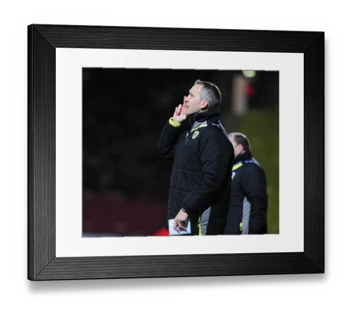 Framed Print : Bristol City First Team: Season 09-10: Watford V Bristol City Framed Print : Bristol City First Team: Season 09-10: Watford V Bristol City