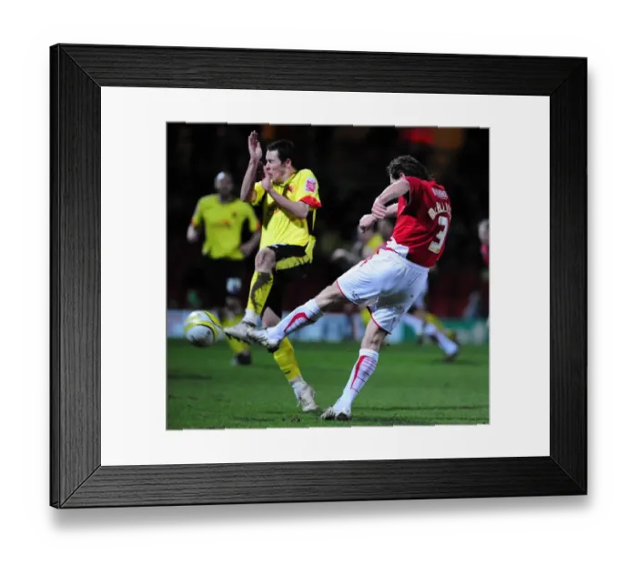 Framed Print : Bristol City First Team: Season 09-10: Watford V Bristol City Framed Print : Bristol City First Team: Season 09-10: Watford V Bristol City