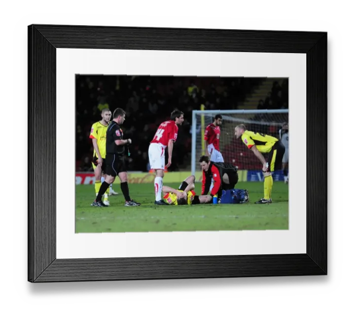 Framed Print : Watford vs. Bristol City: Season 09-10 - Football Battle