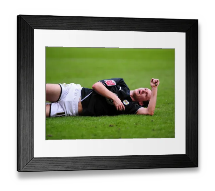 Framed Print : Bristol City vs. Sheffield United: A Football Rivalry - Season 09-10 Framed Print : Bristol City vs. Sheffield United: A Football Rivalry - Season 09-10