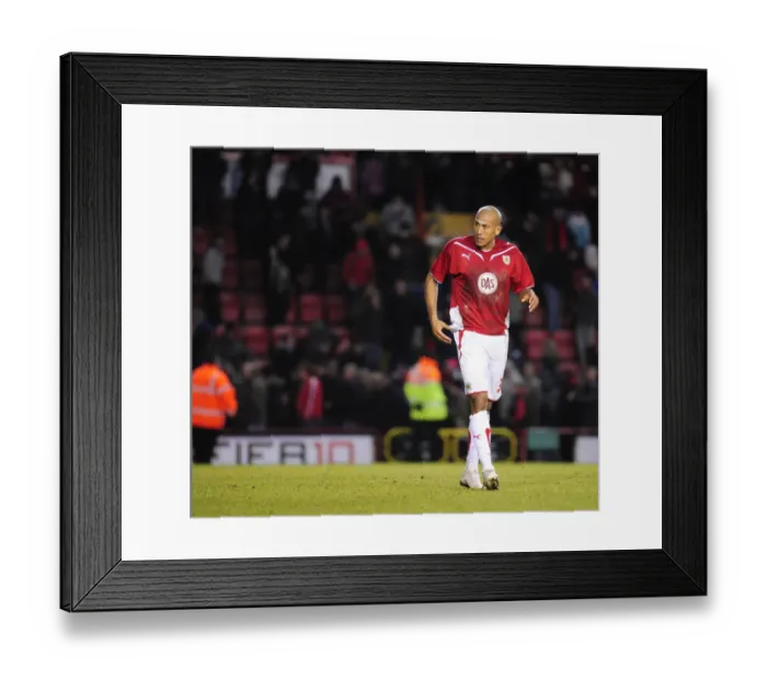 Framed Print : Bristol City vs. Leicester City: A Football Rivalry - Season 09-10 Framed Print : Bristol City vs. Leicester City: A Football Rivalry - Season 09-10
