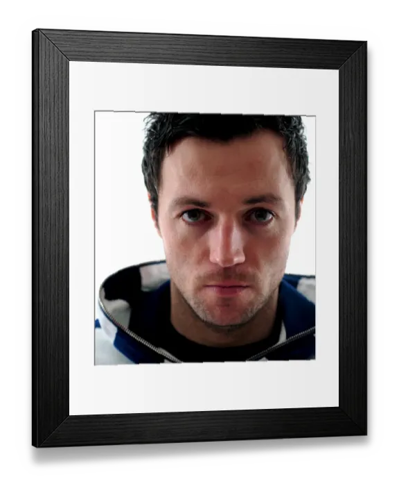 Framed Print : Ivan Sproule: A Picture of Resilience in Bristol City Football Club's 09-10 Season