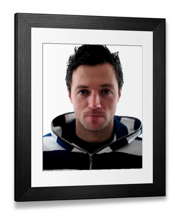 Framed Print : Ivan Sproule: A Flame of Resilience in Bristol City Football Club's 09-10 Campaign Framed Print : Ivan Sproule: A Flame of Resilience in Bristol City Football Club's 09-10 Campaign