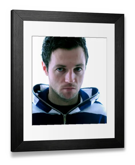 Framed Print : Ivan Sproule: A Beacon of Resilience in Bristol City Football Club's 09-10 Campaign Framed Print : Ivan Sproule: A Beacon of Resilience in Bristol City Football Club's 09-10 Campaign