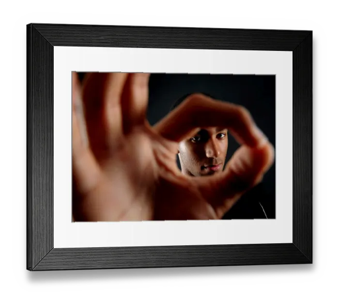 Framed Print : Nicky Maynard: Portrait of a Bristol City Legend (Season 09-10) Framed Print : Nicky Maynard: Portrait of a Bristol City Legend (Season 09-10)