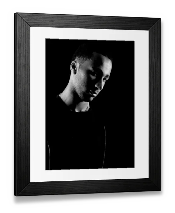 Framed Print : Nicky Maynard: A Beacon of Determination in Bristol City's 09-10 Season Framed Print : Nicky Maynard: A Beacon of Determination in Bristol City's 09-10 Season