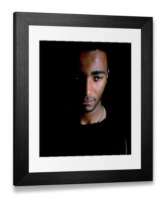 Framed Print : Nicky Maynard: A Beacon of Determination in Bristol City's 09-10 Season Framed Print : Nicky Maynard: A Beacon of Determination in Bristol City's 09-10 Season