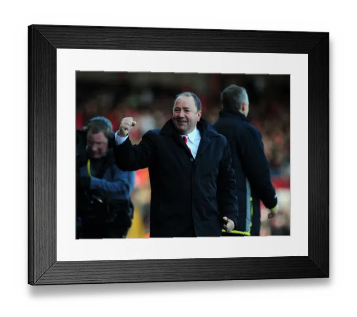 Framed Print : Bristol City First Team: Season 09-10: Bristol City V West Bromwich Albion
