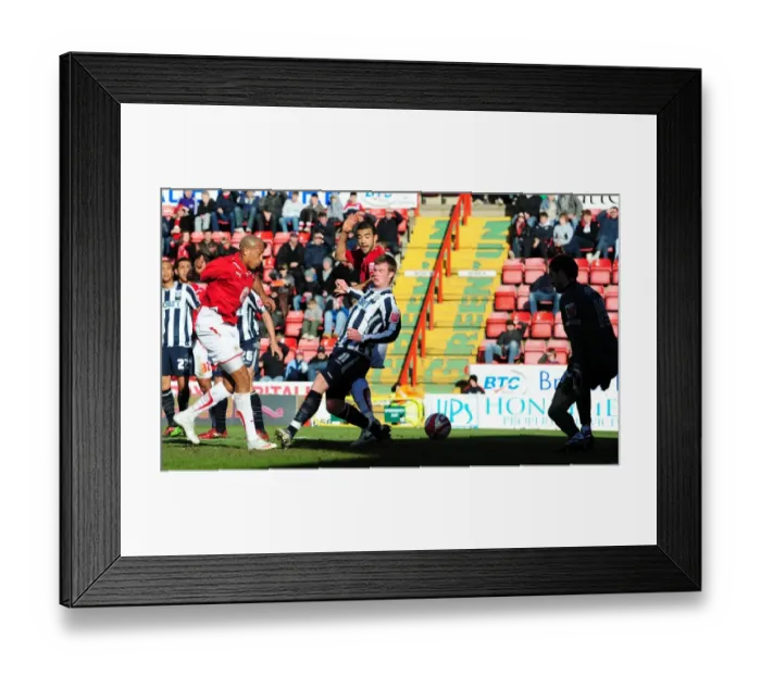 Framed Print : Bristol City's Chris Iwelumo's Thrilling Goal Celebration Against West Bromwich Albion, 21st February 2010, Football Championship, Ashton Gate Framed Print : Bristol City's Chris Iwelumo's Thrilling Goal Celebration Against West Bromwich Albion, 21st February 2010, Football Championship, Ashton Gate