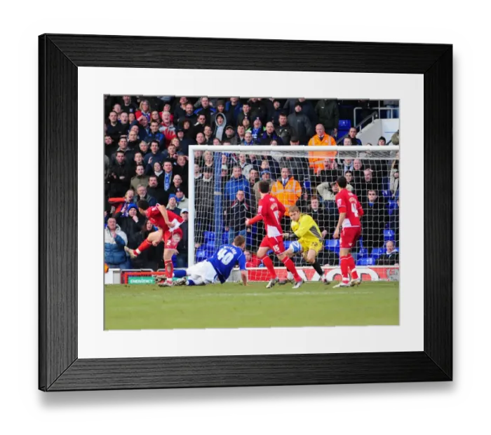 Framed Print : Clash of Titans: Ipswich Town vs. Bristol City (Season 09-10)
