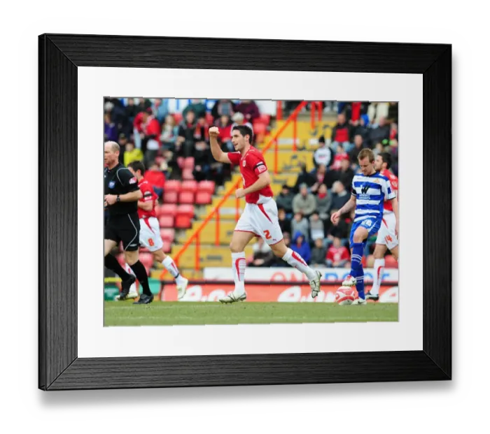 Framed Print : Bristol City vs Doncaster Rovers: 09-10 Season Framed Print : Bristol City vs Doncaster Rovers: 09-10 Season