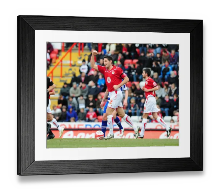 Framed Print : Bristol City vs Doncaster Rovers: A Football Rivalry - Season 09-10 Framed Print : Bristol City vs Doncaster Rovers: A Football Rivalry - Season 09-10