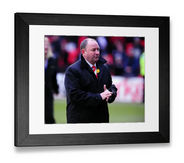 Framed Print : Gary Johnson: Passionate Manager on the Touchline - Bristol City vs Doncaster Rovers Framed Print : Gary Johnson: Passionate Manager on the Touchline - Bristol City vs Doncaster Rovers
