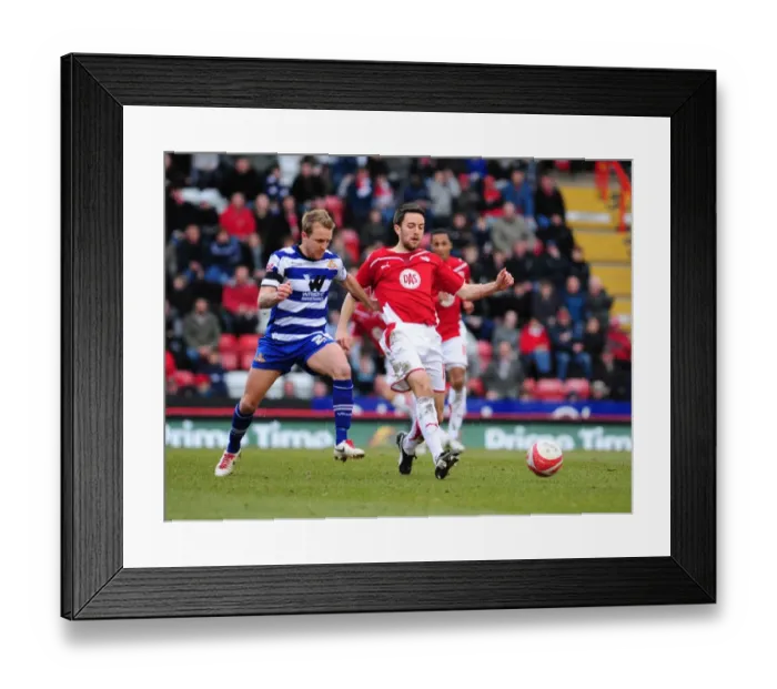 Framed Print : Bristol City vs Doncaster Rovers: A Football Rivalry - Season 09-10 Framed Print : Bristol City vs Doncaster Rovers: A Football Rivalry - Season 09-10