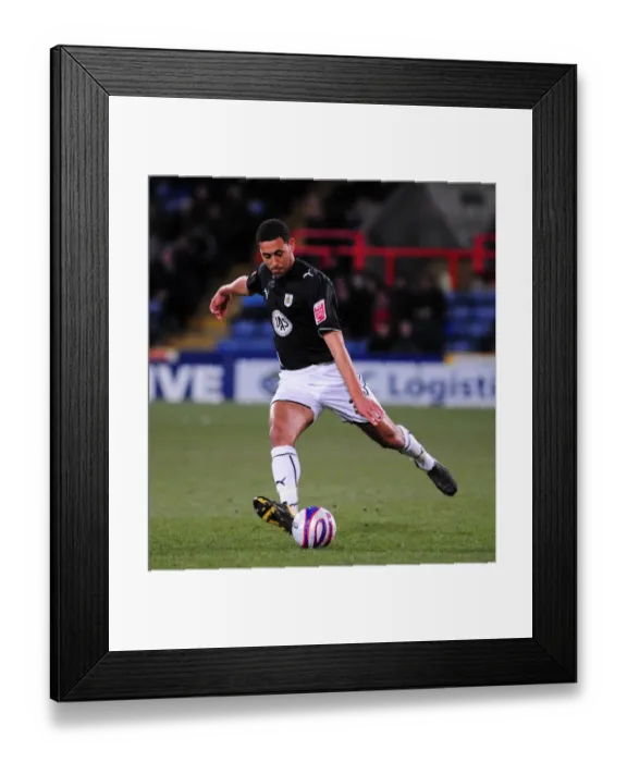 Framed Print : Bristol City's Lewin Nyatanga at Crystal Palace's Selhurst Park Stadium, Championship Match, March 9, 2010