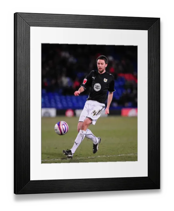 Framed Print : Cole Skuse of Bristol City in Action at Crystal Palace, Championship Clash (09 / 03 / 2010)
