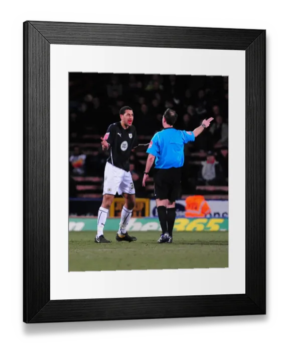 Framed Print : Bristol City's Lewin Nyatanga Protest: Bloodied Nose from Crystal Palace's Alan Lee in Championship Clash Framed Print : Bristol City's Lewin Nyatanga Protest: Bloodied Nose from Crystal Palace's Alan Lee in Championship Clash