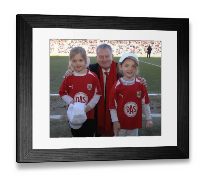 Framed Print : Bristol City vs. West Bromwich Albion: A Football Rivalry - Season 09-10 Framed Print : Bristol City vs. West Bromwich Albion: A Football Rivalry - Season 09-10