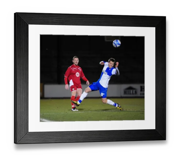 Framed Print : Bristol City vs. Bristol Rovers: The City Rivalry - Season 09-10 Framed Print : Bristol City vs. Bristol Rovers: The City Rivalry - Season 09-10