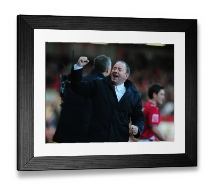 Framed Print : Gary Johnson Leads Bristol City in Championship Clash Against West Bromwich Albion - 09 / 03 / 2010 Framed Print : Gary Johnson Leads Bristol City in Championship Clash Against West Bromwich Albion - 09 / 03 / 2010