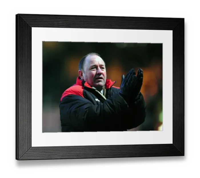Framed Print : Gary Johnson Leads Bristol City in Championship Clash Against Norwich City - 09 / 03 / 2010