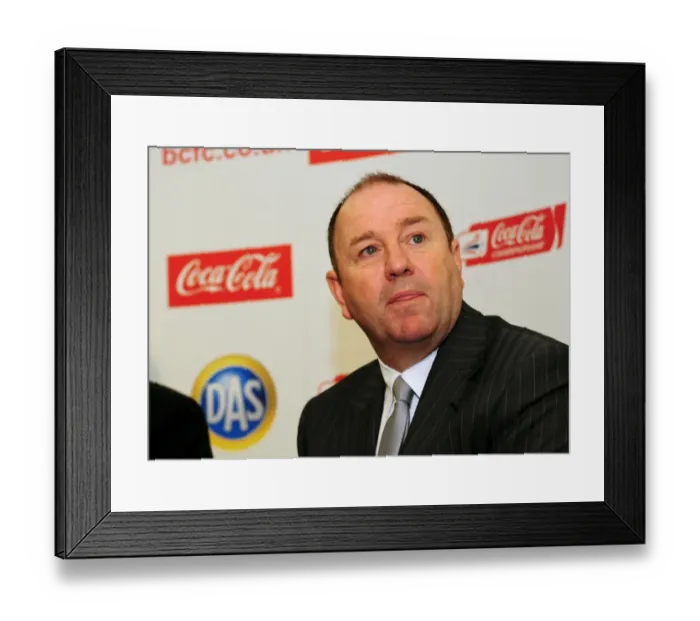 Framed Print : Gary Johnson Bids Farewell: End of an Era at Bristol City FC (March 18, 2010) Framed Print : Gary Johnson Bids Farewell: End of an Era at Bristol City FC (March 18, 2010)