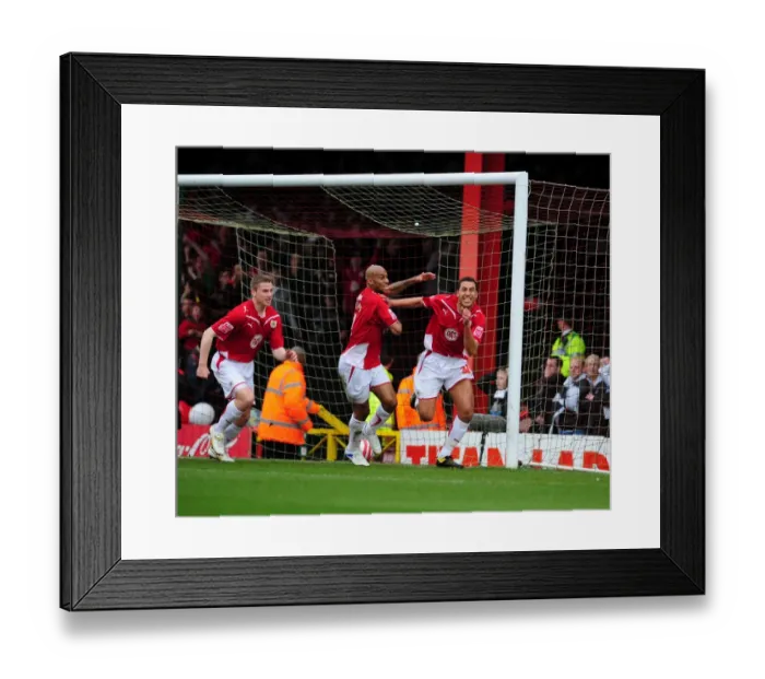 Framed Print : Bristol City's Lewin Nyatanga Scores the Opener: Championship Clash between Bristol City and Newcastle United at Ashton Gate Stadium (2010) Framed Print : Bristol City's Lewin Nyatanga Scores the Opener: Championship Clash between Bristol City and Newcastle United at Ashton Gate Stadium (2010)