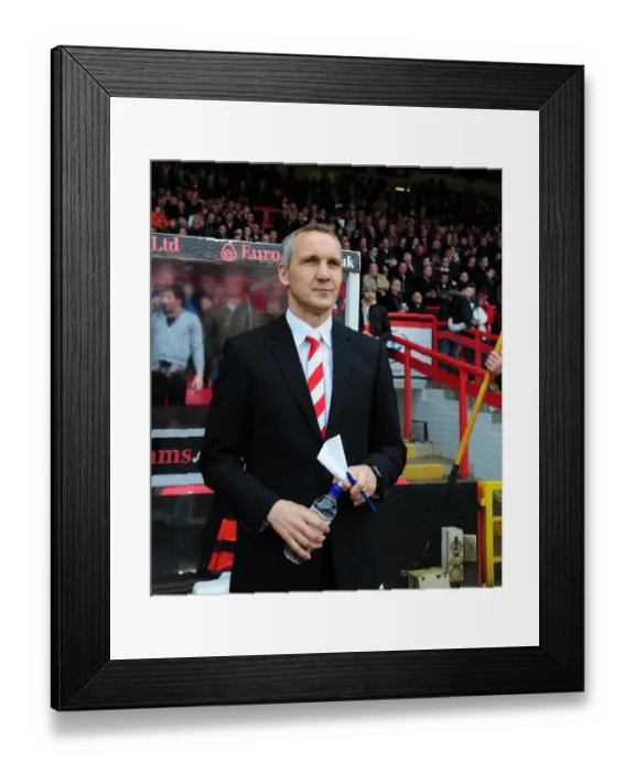 Framed Print : Keith Millen and Bristol City Face Off Against Newcastle United in Championship Showdown at Ashton Gate, 2010 Framed Print : Keith Millen and Bristol City Face Off Against Newcastle United in Championship Showdown at Ashton Gate, 2010