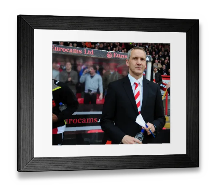 Framed Print : Keith Millen and Bristol City Face Newcastle United in Championship Battle at Ashton Gate, 2010 Framed Print : Keith Millen and Bristol City Face Newcastle United in Championship Battle at Ashton Gate, 2010