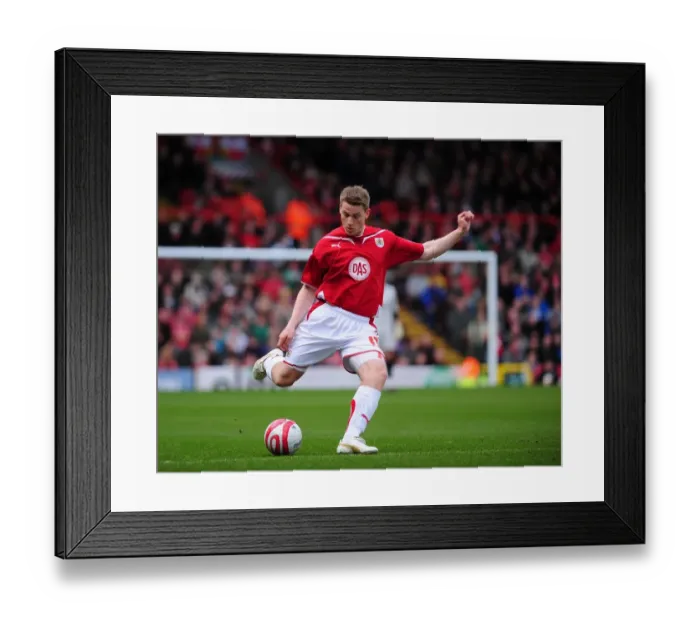 Framed Print : Christian Ribeiro in Action: Bristol City vs Newcastle United, Championship 2010, Ashton Gate Stadium