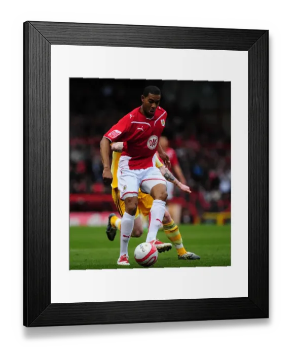 Framed Print : Marvin Elliott of Bristol City Faces Off Against Newcastle United in Championship Match at Ashton Gate Stadium (2010) Framed Print : Marvin Elliott of Bristol City Faces Off Against Newcastle United in Championship Match at Ashton Gate Stadium (2010)