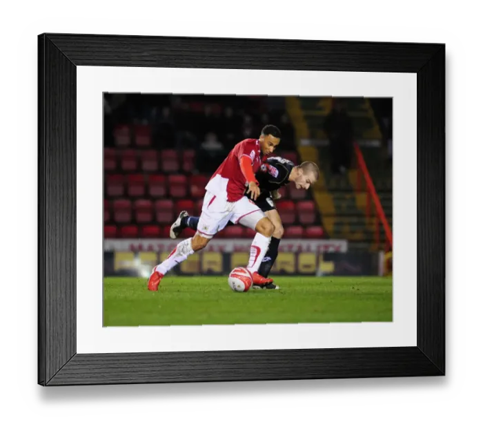 Framed Print : Nicky Maynard Strikes for Bristol City Against Barnsley in Championship Match, 2010