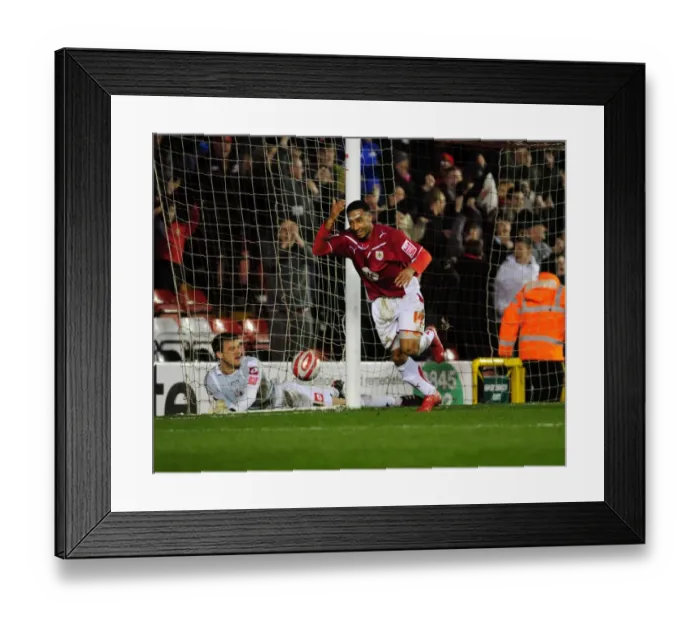 Framed Print : Thrilling Nicky Maynard Goal Celebration: Bristol City vs. Barnsley (Championship, 23 / 03 / 2010) Framed Print : Thrilling Nicky Maynard Goal Celebration: Bristol City vs. Barnsley (Championship, 23 / 03 / 2010)