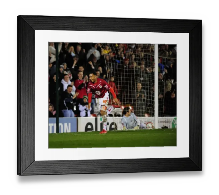 Framed Print : Thrilling Nicky Maynard Goal Celebration: Bristol City vs Barnsley (Championship, 23 / 03 / 2010) Framed Print : Thrilling Nicky Maynard Goal Celebration: Bristol City vs Barnsley (Championship, 23 / 03 / 2010)