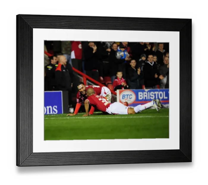 Framed Print : Thrilling Moment: Nicky Maynard's Stunning Goal Celebration for Bristol City vs Barnsley, Championship 2010 Framed Print : Thrilling Moment: Nicky Maynard's Stunning Goal Celebration for Bristol City vs Barnsley, Championship 2010