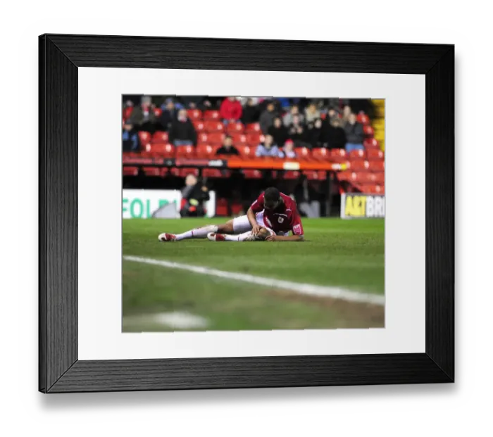 Framed Print : Marvin Elliott in Action: Championship Clash between Bristol City and Barnsley, 23rd March 2010, Ashton Gate Stadium Framed Print : Marvin Elliott in Action: Championship Clash between Bristol City and Barnsley, 23rd March 2010, Ashton Gate Stadium