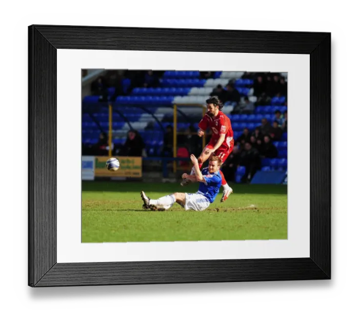 Framed Print : Clash at London Road: Hartley vs. Lee - Peterborough vs. Bristol City, Championship 2010 Framed Print : Clash at London Road: Hartley vs. Lee - Peterborough vs. Bristol City, Championship 2010