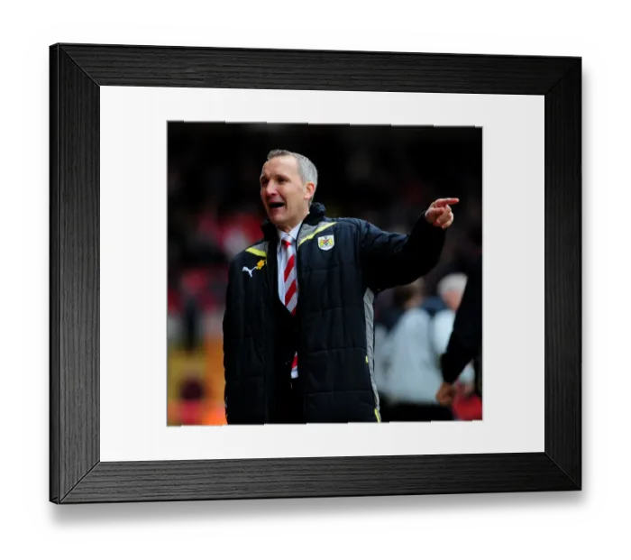 Framed Print : Championship Showdown: Keith Millen and Bristol City Face Nottingham Forest at Ashton Gate (03 / 04 / 2010) Framed Print : Championship Showdown: Keith Millen and Bristol City Face Nottingham Forest at Ashton Gate (03 / 04 / 2010)
