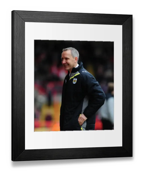 Framed Print : Keith Millen and Bristol City Prepare for Championship Clash Against Nottingham Forest (03 / 04 / 2010) Framed Print : Keith Millen and Bristol City Prepare for Championship Clash Against Nottingham Forest (03 / 04 / 2010)