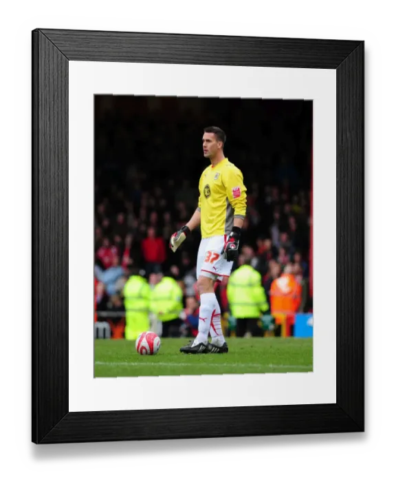 Framed Print : Emergency Maierhofer: Bristol City's Unlikely Heroics as Goalkeeper vs. Nottingham Forest (Championship, 03 / 04 / 2010)